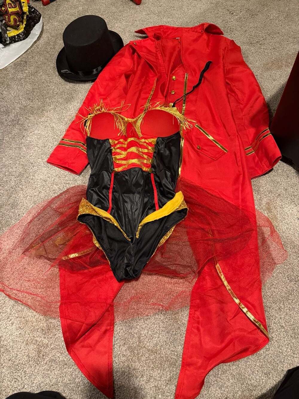 Master Of The Ring Size M Costume Set